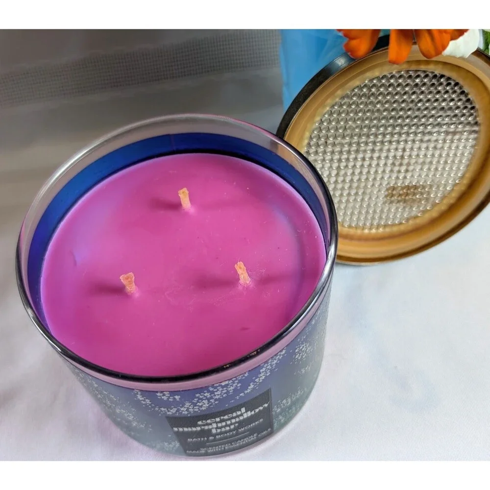 Bath & Body Works Cereal Marshmallow Bar 3-Wick Candle Cosmic Star Wrap NEW - Picture 5 of 7